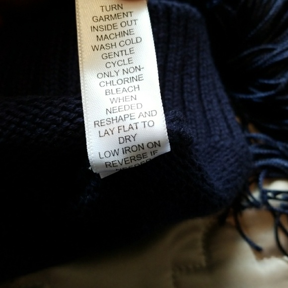 Donated! Piperlime Fringed Sweater, sz. Medium - Picture 6 of 7